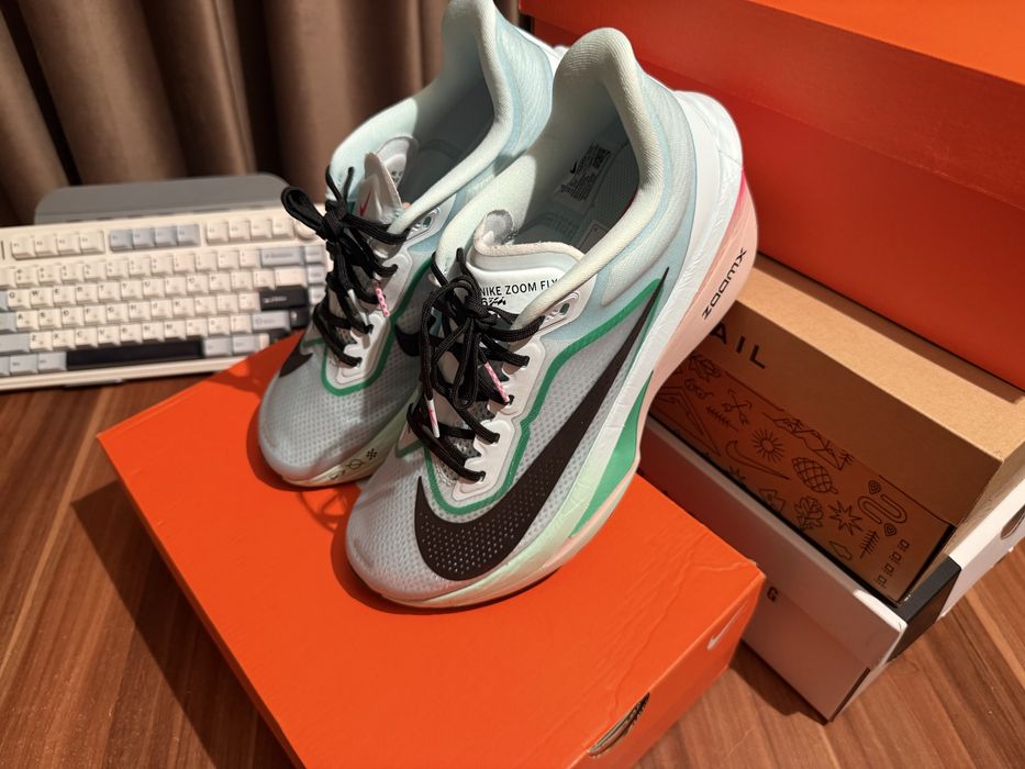 Кроссовки Nike Zoom Fly 6