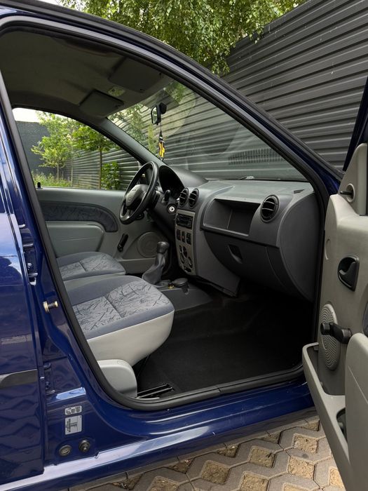 CUMPAR Dacia Logan NOU 2006 cu doar 30.000KM cu A/C! PRIMUL PROPRIETAR DE NOUĂ