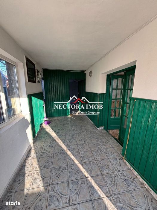 NECTORA IMOB-Spatiu Comercial 7 camere, 2 bai, Zona Cantemir, 180 mp