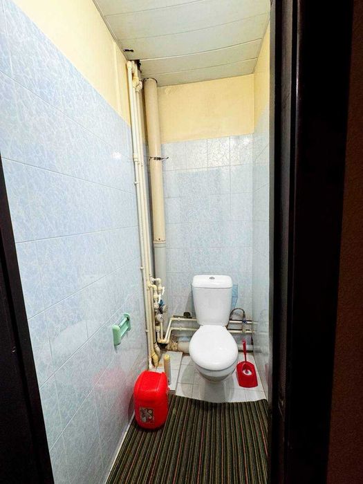 Продается своя квартира на Карасу-6 1-этаж, 2 подвала, 2 огорода 3/1/9