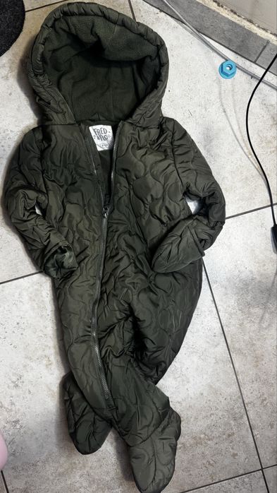 Дрехи зара хм различни космонавт