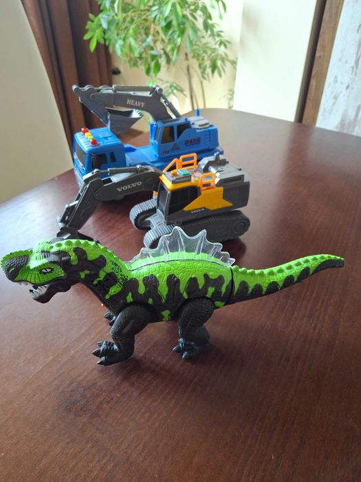 Детски книжки/играчки/камиони/блокчета