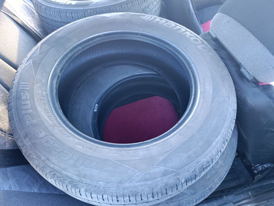 Продам шины R16.205/65