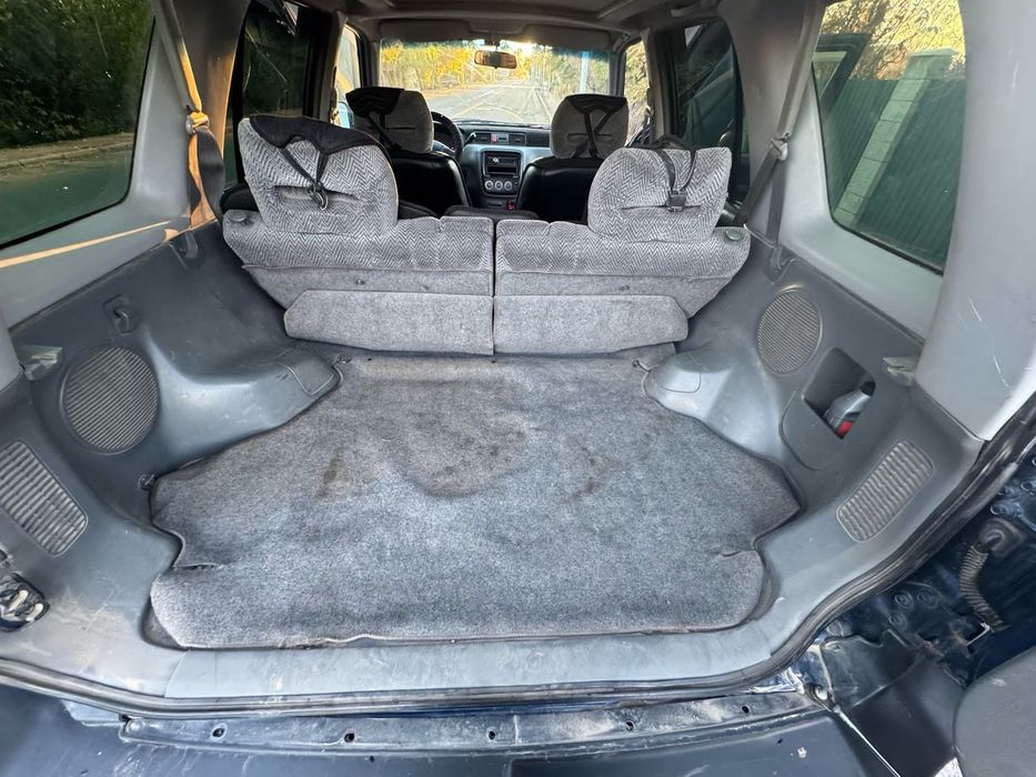 Продам машину Хонда CRV