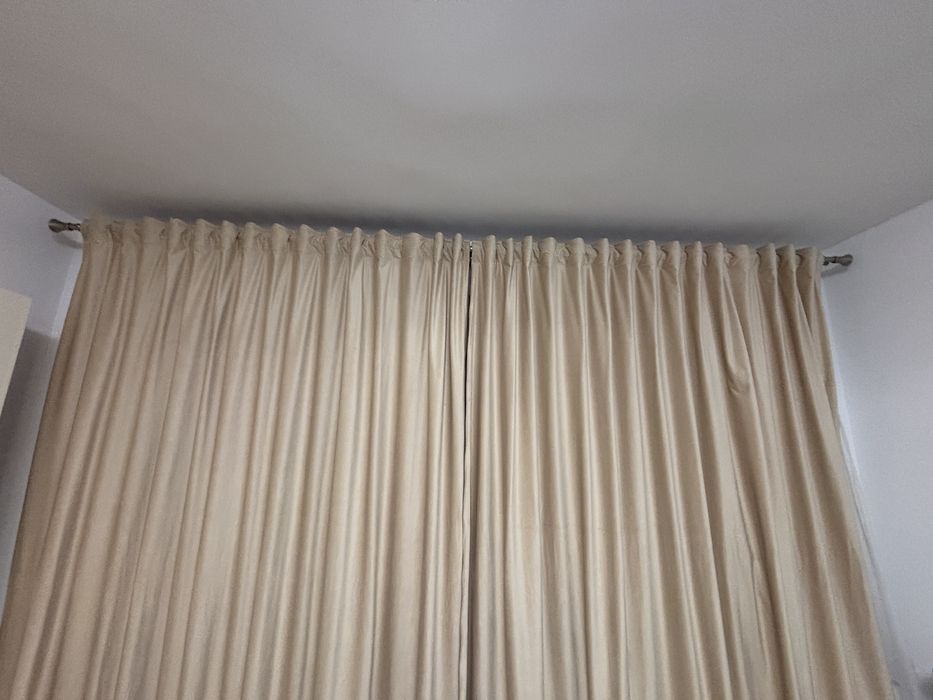 2 buc draperie / draperii  crem.bej