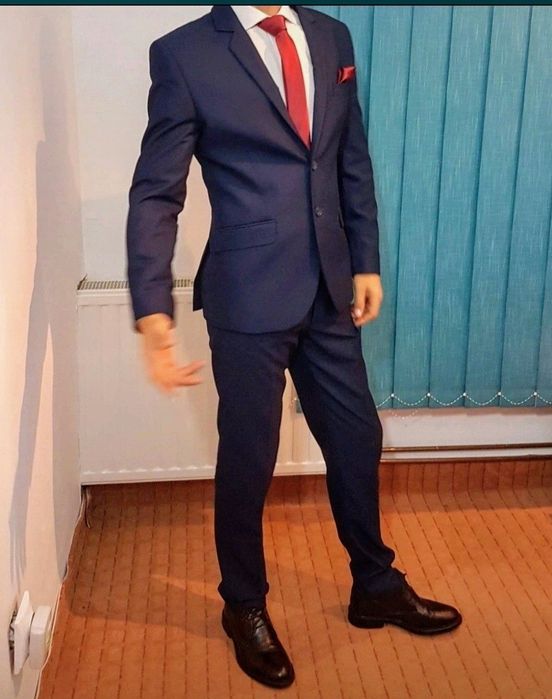 Costum barbati marime 46