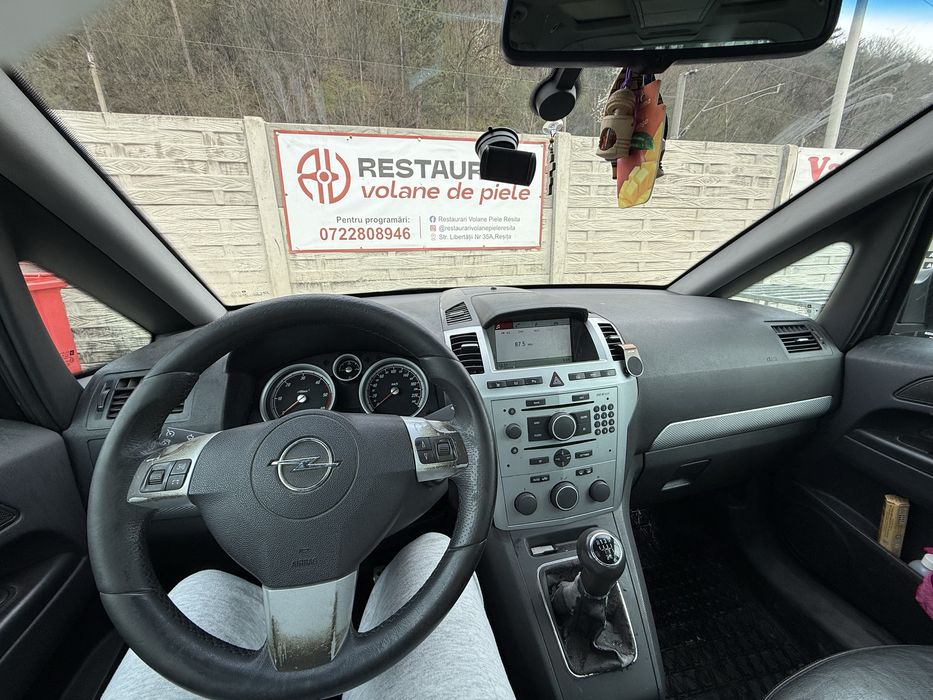 Vând Opel Zafira 2006 – 1.9 Diesel – 7 locuri – spațioasă și economică