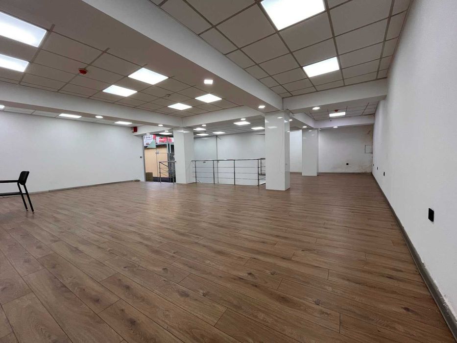 Продава се Магазин в София, Център - 380 кв.м за 2000 €/кв.м - Снимка #1
