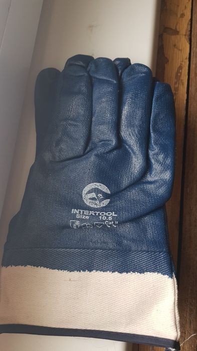 Продам  перчатки