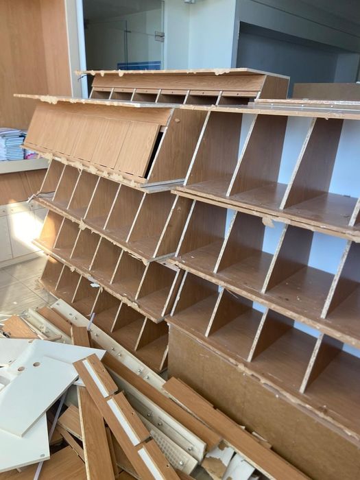 Отдам бесплатно шкафы