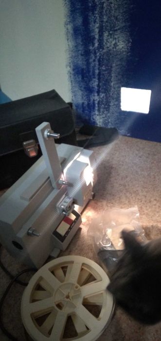 Кинопроектор Русь новый