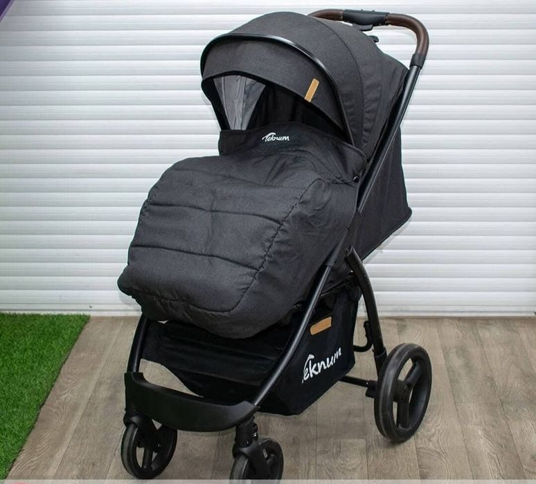 Коляска прогулочная Teknum 198С, черный
