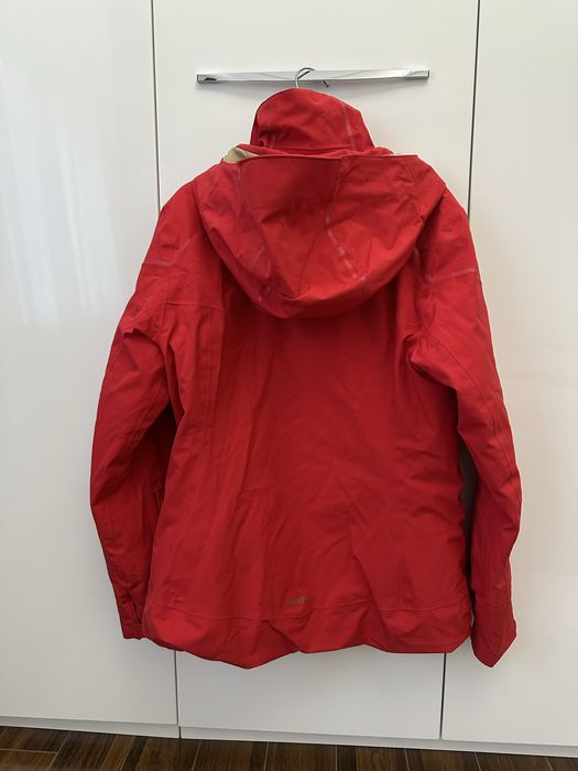 Geaca ski rosie , marimea L