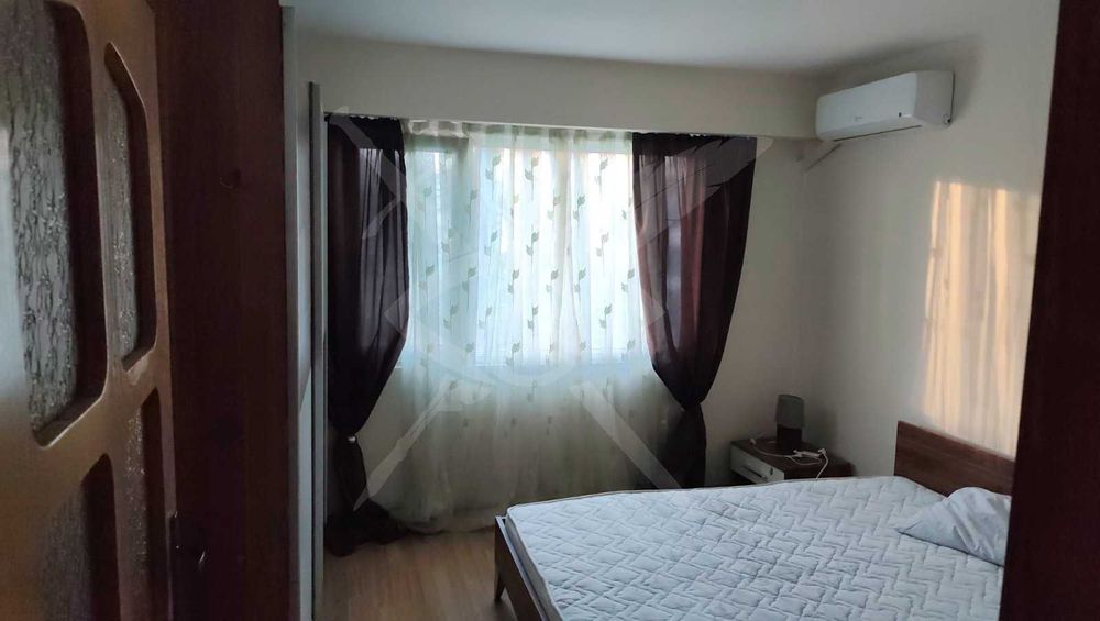 Двустаен в Славейков