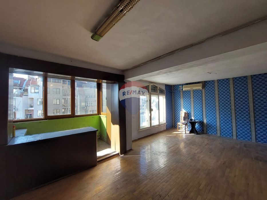 Продава се Двустаен апартамент в Варна, Гранд Мол Варна - 72 кв.м за 1750 €/кв.м - Снимка #10