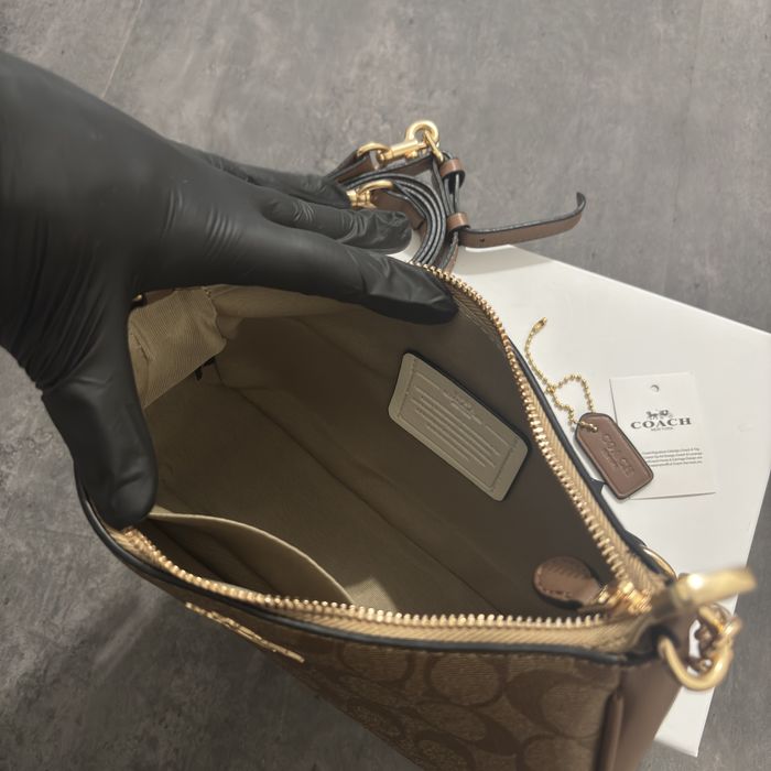 Coach Beige Teri Canvas Bag - НОВА