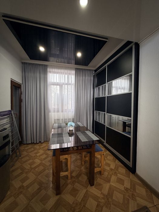 Срочно!От собственника!Сдается 3/3/3 квартира в миробадском районе