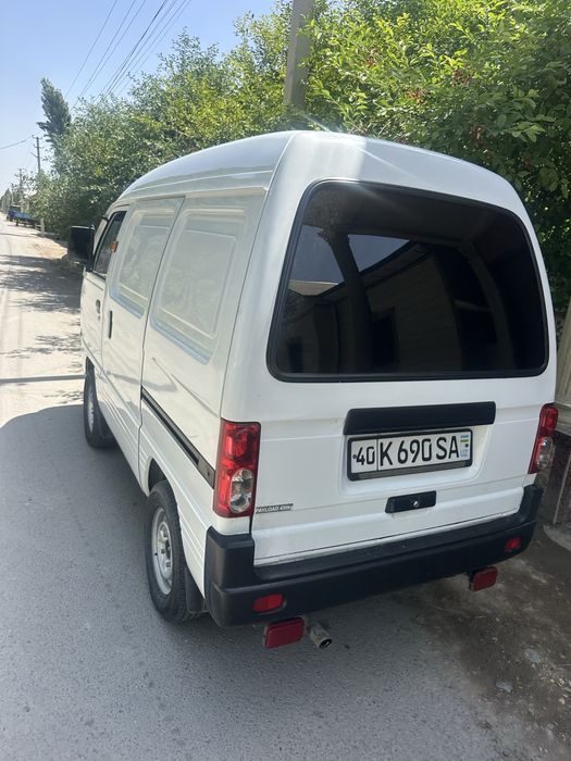 Дамас ван срочно