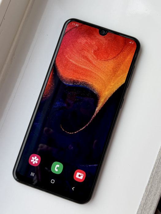 Продам Samsung A50