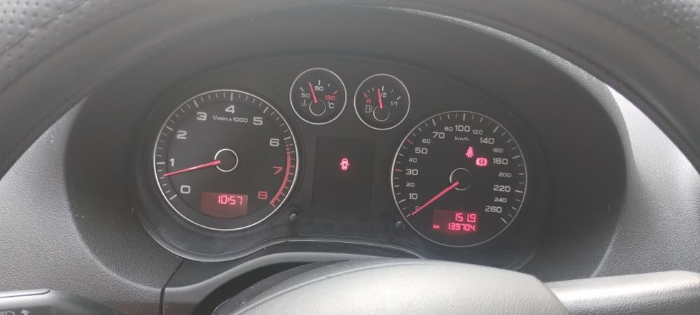 Audi A3 S-Line FACELIFT 1.6 Газ/бензин