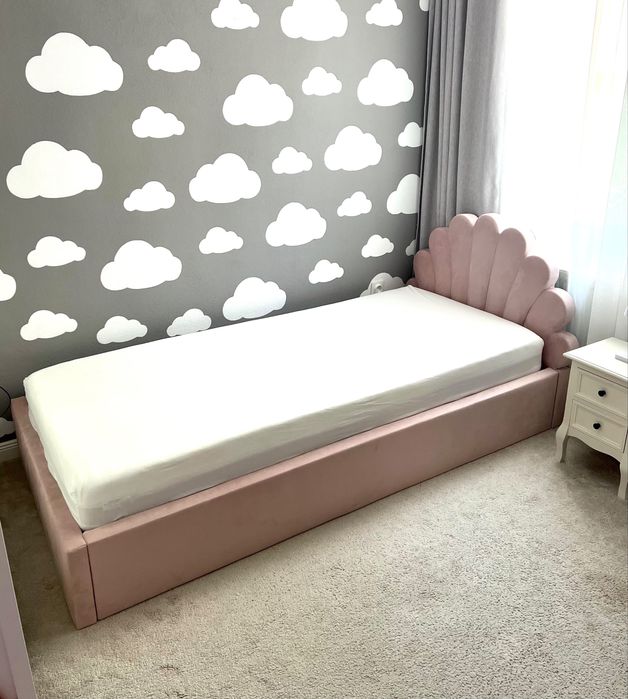 Pat 90x200cm cu saltea si spatiu de depozitare copii
