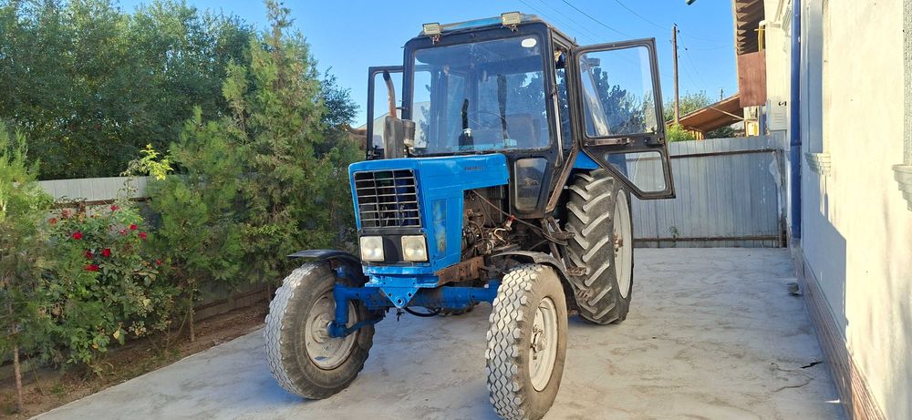 MTZ 80 Traktori sotiladi