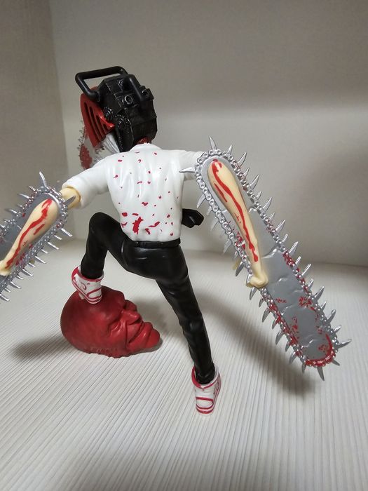 Figurina Chainsaw man