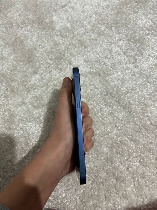 vand iphone 12 78% sanatate