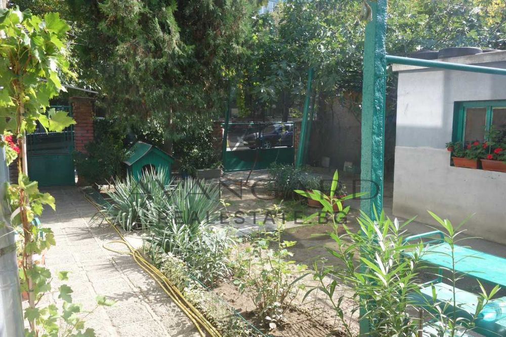 Продава се Етаж от къща в Пловдив, Кючук Париж - 103 кв.м за 2575 €/кв.м - Снимка #3