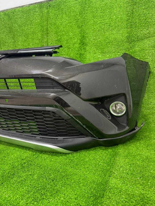 Бампер на Toyota RAV 4