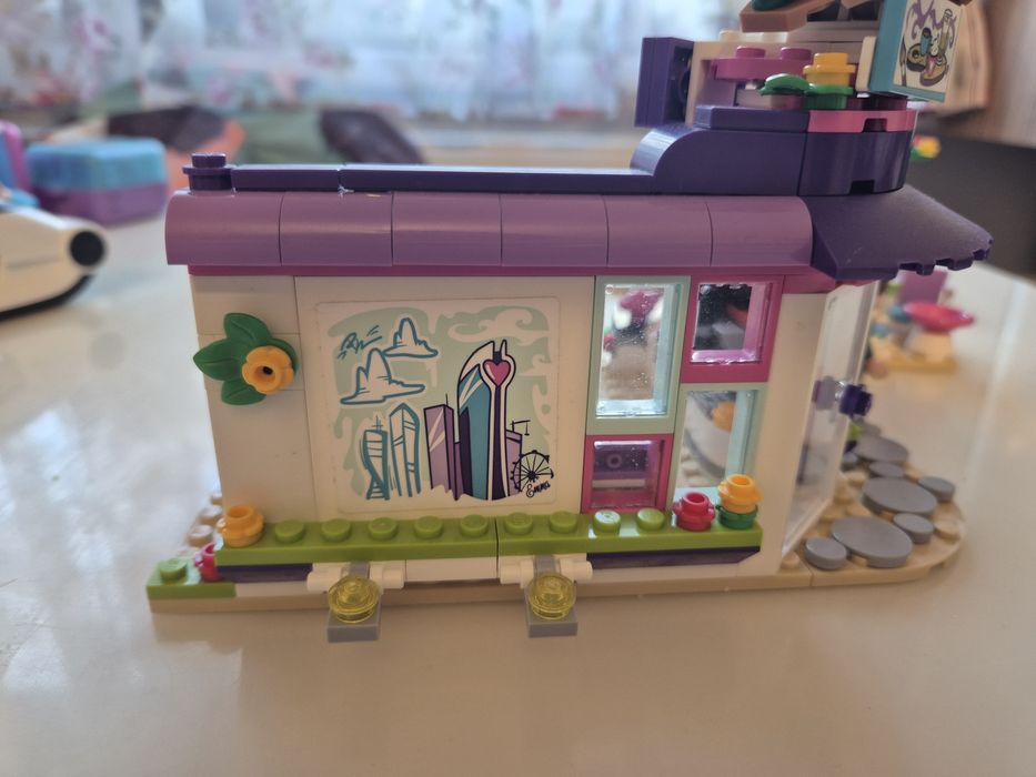 Lego Friends Cafeneau de arta a Emei, 378 piese,  cod 41336
