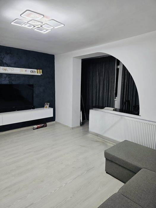 Apartament de vanzare in Bals!