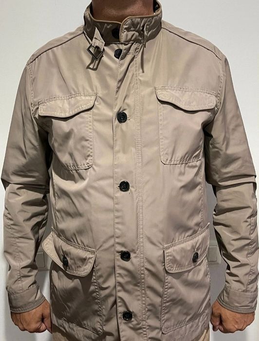 Jacheta  barbati primavara toamna marime 48-50 sau XL stare perfecta.