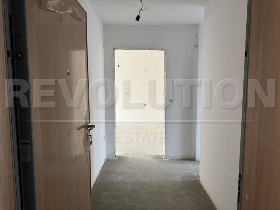 Тристаен апартамент в сграда с АКТ 16 в ж.к. Лозенец