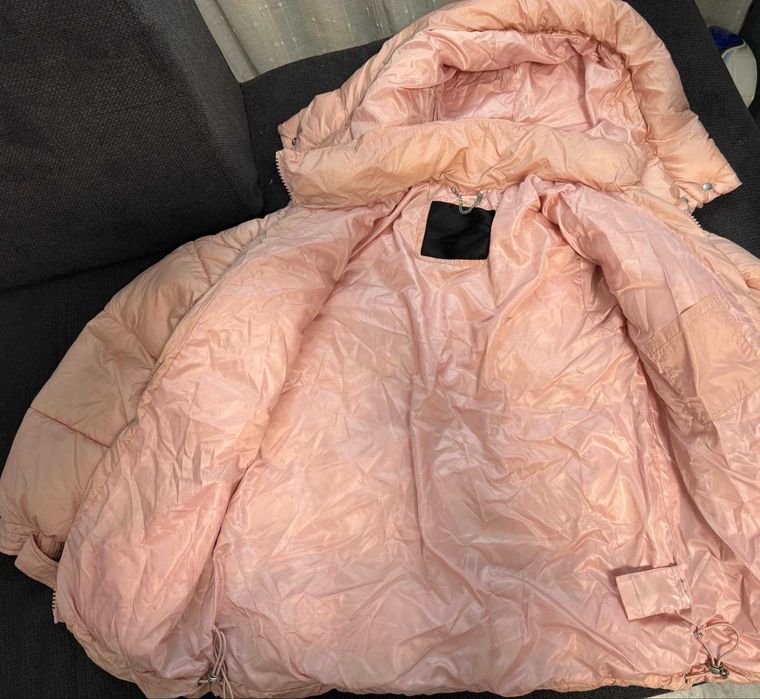 Пухено яке Guess