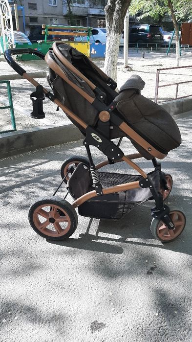 Срочно продам детскую коляску!