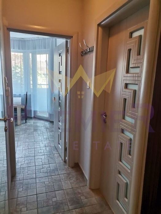 Двустаен апартамент, Окръжна болница