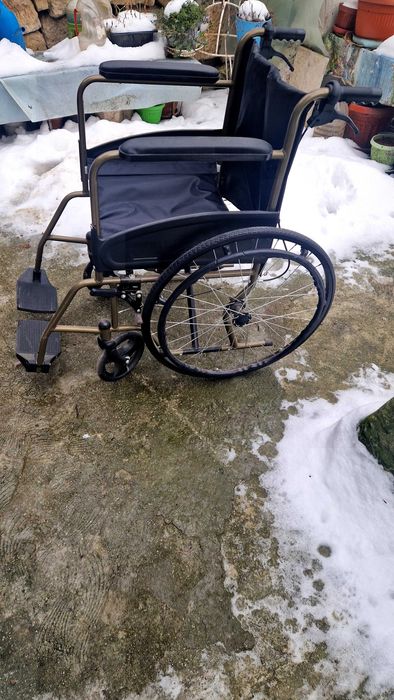 инвалидна количка