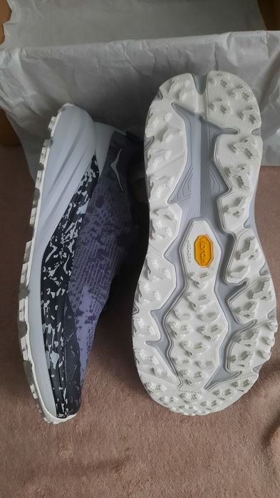 Hoka Speedgoat 6 (Nou) – Mărime 44 2/3 – Gri Antracit