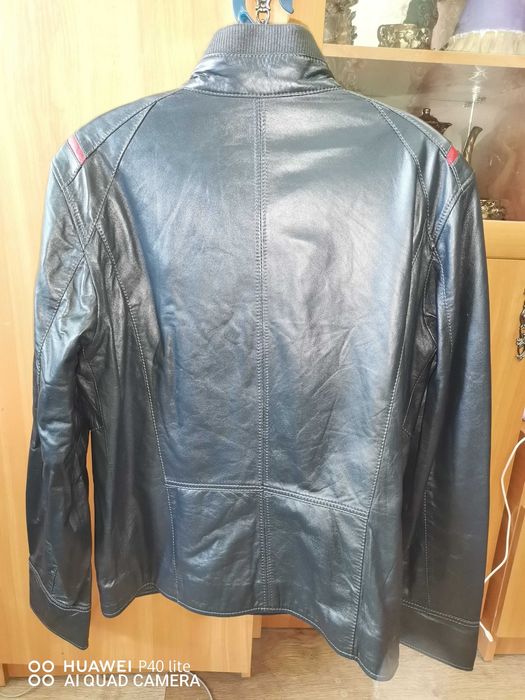 Продам кожаную куртку