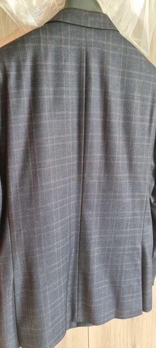 Продам костюм мужской.