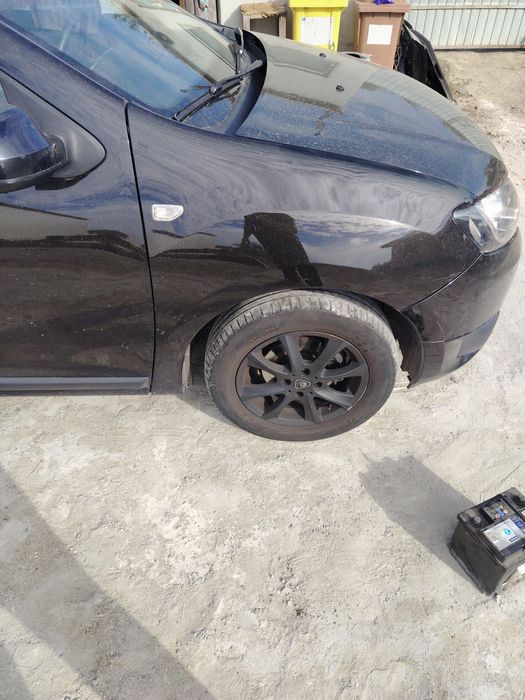 Aripa dacia Logan mvc  2015