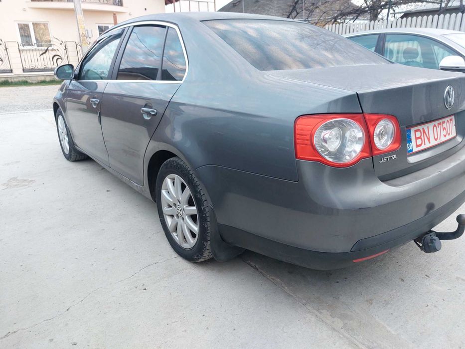Capota fata - Orice piesa Volkswagen Jetta 1.9 TDI AUTOMAT BXE gri sobolan