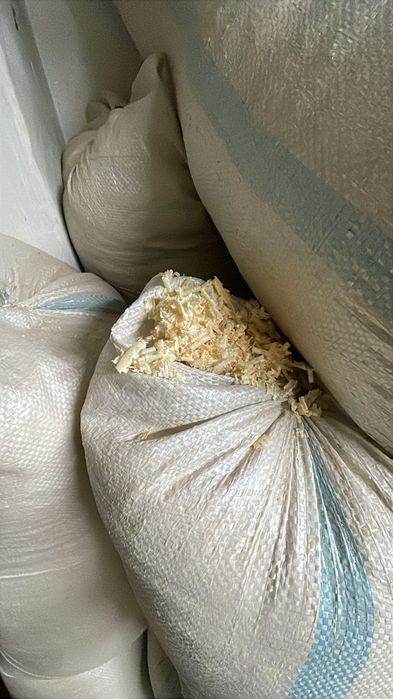 Сухие столярные  опилки