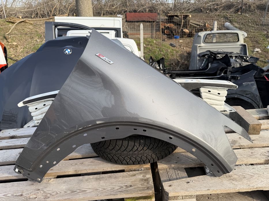 Калник Ford Explorer 2020 год.-