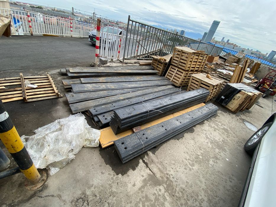 Запчасти каток экскаватор погрузчик грейдер