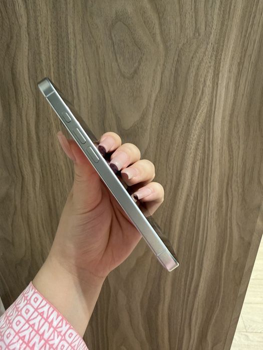 Iphone 16 pro 256 гб esim