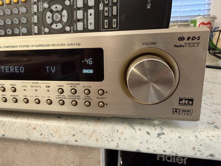 Denon AVR-F100 DAC