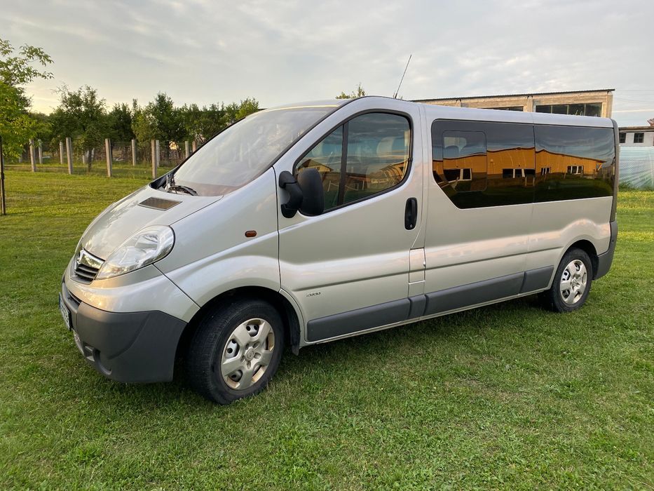 Opel Vivaro 2014 – 2.0 CDTI 114 CP – 6 viteze – 8+1 loc.