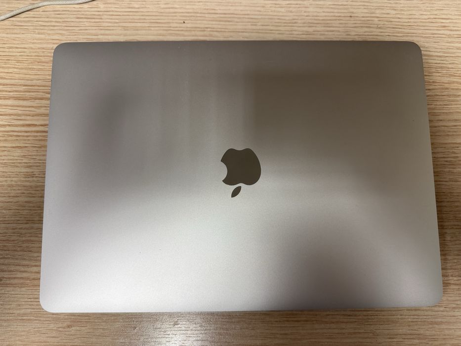 Ноутбук macbook air m1 8/256